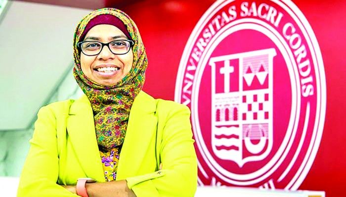 পোয়েটস অ্যান্ড কোয়ান্টসে বাংলাদেশি অধ্যাপক মাহফুজা