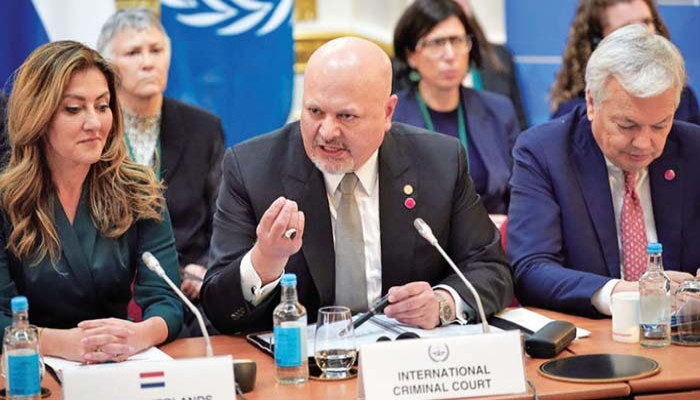 আইসিসি প্রসিকিউটরকে হুমকি রিপাবলিকান সিনেটরদের