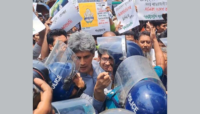 এরা বেনজির-দরবেশ-এস আলমের সরকার : সাকি