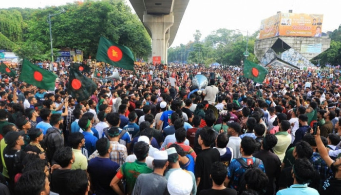 মুক্তিযুদ্ধের প্রেরণা সঙ্গীত পরিবর্তনের চিন্তা সমীচিন নয়