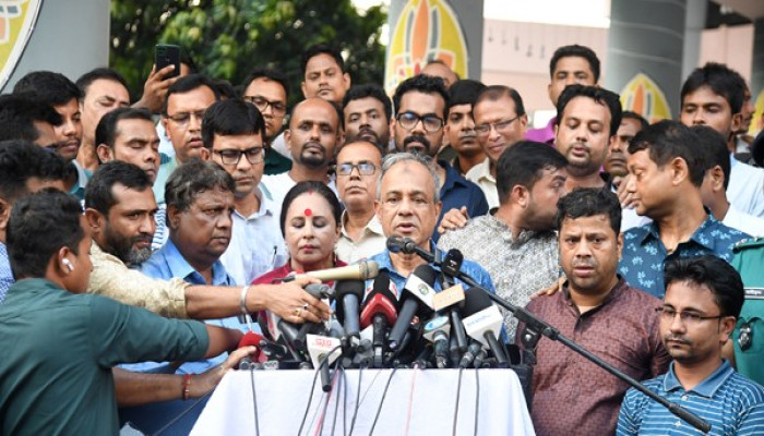 দুর্গাপূজা নির্বিঘ্ন ও শান্তিপূর্ণভাবে সম্পন্ন করতে পদক্ষেপ গ্রহণ