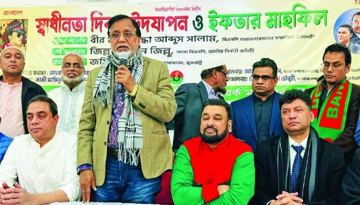 দেশের মানুষ দুশ্চিতার মধ্যে আছে : সালাম