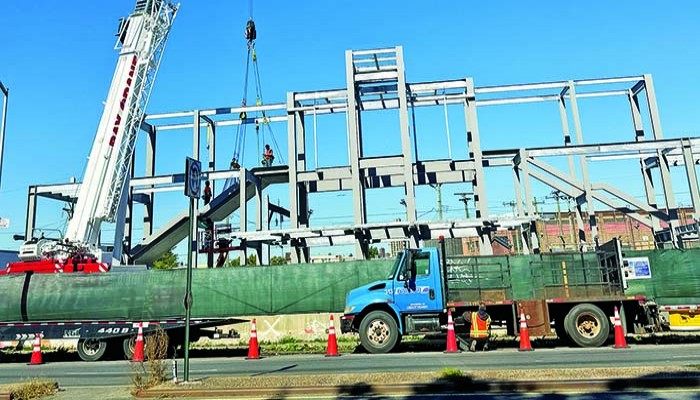 পার্কচেস্টারে মেট্রো নর্থের নতুন স্টেশন