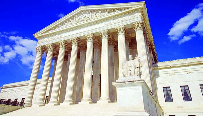 সুপ্রিম কোর্টে ট্রাম্পের ট্যারিফ নীতি বাতিলের পথে