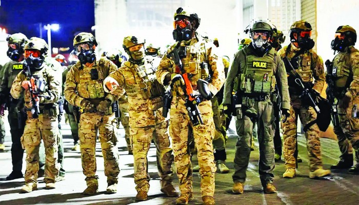 বিক্ষোভ দমনে ন্যাশনাল গার্ড মোতায়েনে স্থায়ী নিষেধাজ্ঞা