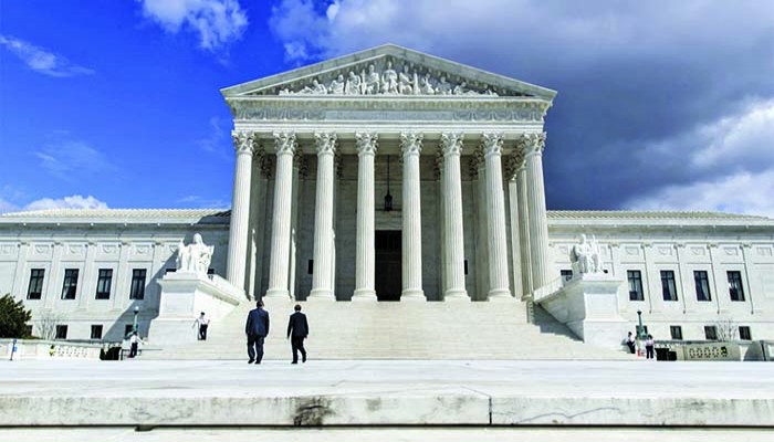 যুক্তরাষ্ট্র-মেক্সিকো সীমান্তে আশ্রয়প্রার্থীদের ফিরিয়ে দেওয়ার নীতি পুনর্বিবেচনার সিদ্ধান্ত