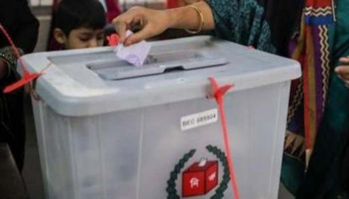 সাতদিনে প্রবাসী ভোটার নিবন্ধন ৩২ হাজার ছাড়িয়ে