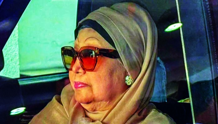 অবস্থার কিছুটা উন্নতি, দেশবাসীর দোয়া চেয়েছেন খালেদা জিয়া