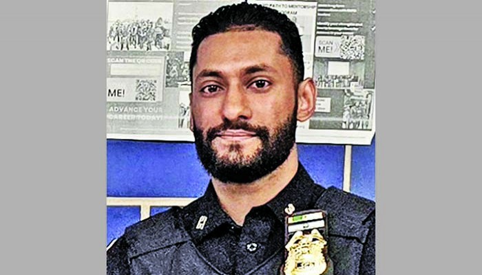 বাংলাদেশি বংশোদ্ভূত সার্জেন্ট আতিকুল গ্রেফতার