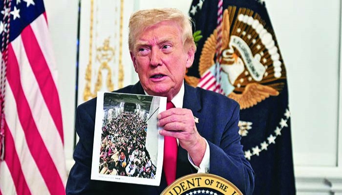 দারিদ্র্যপীড়িত দেশ থেকে যুক্তরাষ্ট্রে অভিবাসন স্থায়ীভাবে বন্ধের আহ্বান ট্রাম্পের