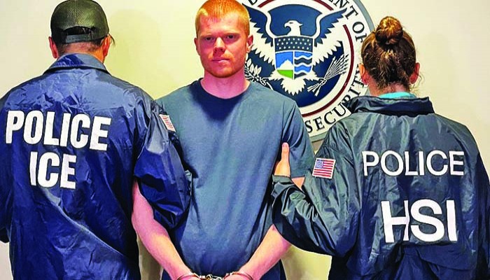 আইসের অভিযানে ৯ মাসে ৭৫ হাজার নিরপরাধ অভিবাসী গ্রেফতার