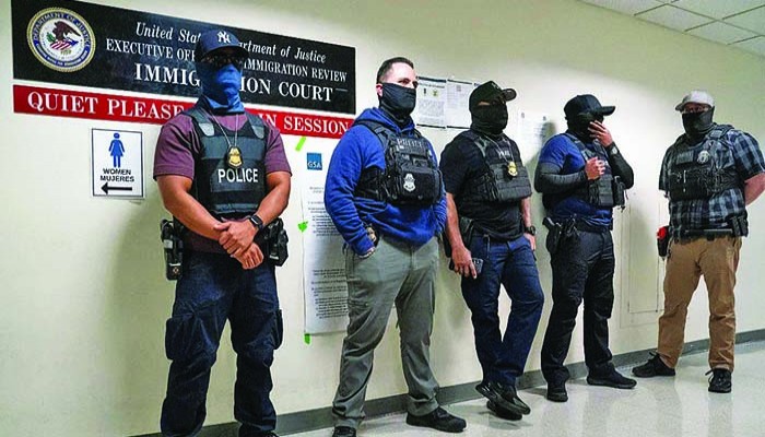 তৃতীয় দেশে ফেরত পাঠানোর যুক্তিতে আশ্রয় আবেদন বাতিলের উদ্যোগ