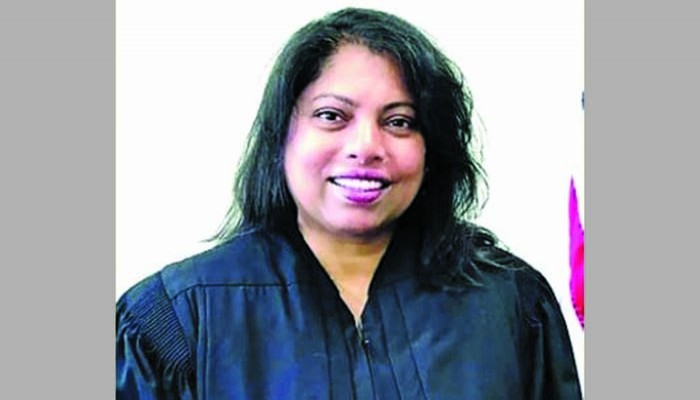 ইতিহাস গড়ে বিচারপতি হলেন বাংলাদেশি আমেরিকান সোমা