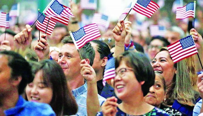 বিদেশে জন্ম নেওয়া মার্কিন নাগরিকদের নাগরিকত্ব বাতিলের প্রক্রিয়া জোরদার