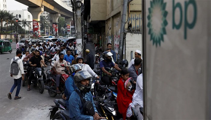 জ্বালানি ব্যবস্থাপনায় কী পুরোনো পথেই সরকার