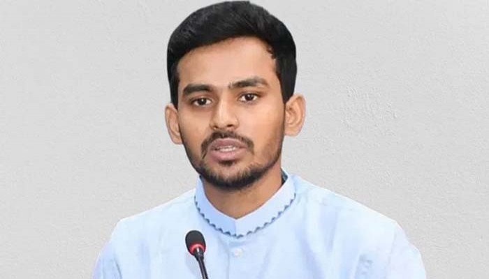 কার দিকে তীর আসিফ মাহমুদের- জামায়াত না বিএনপি?