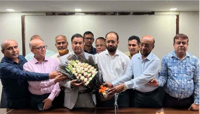 বাসসের নবনিযুক্ত এমডি ও প্রধান সম্পাদককে জাতীয় প্রেস ক্লাবে সংবর্ধনা