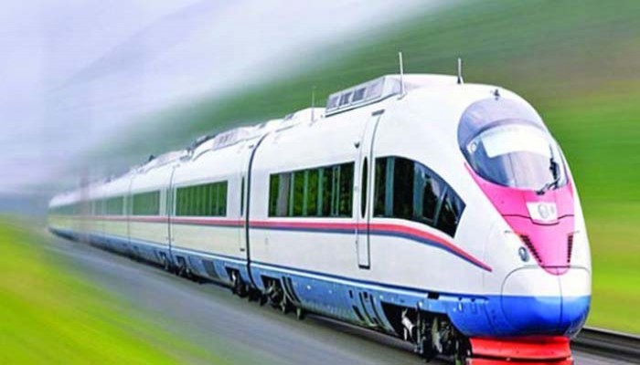 বৈদ্যুতিক ট্রেনের যুগে যাচ্ছে বাংলাদেশ